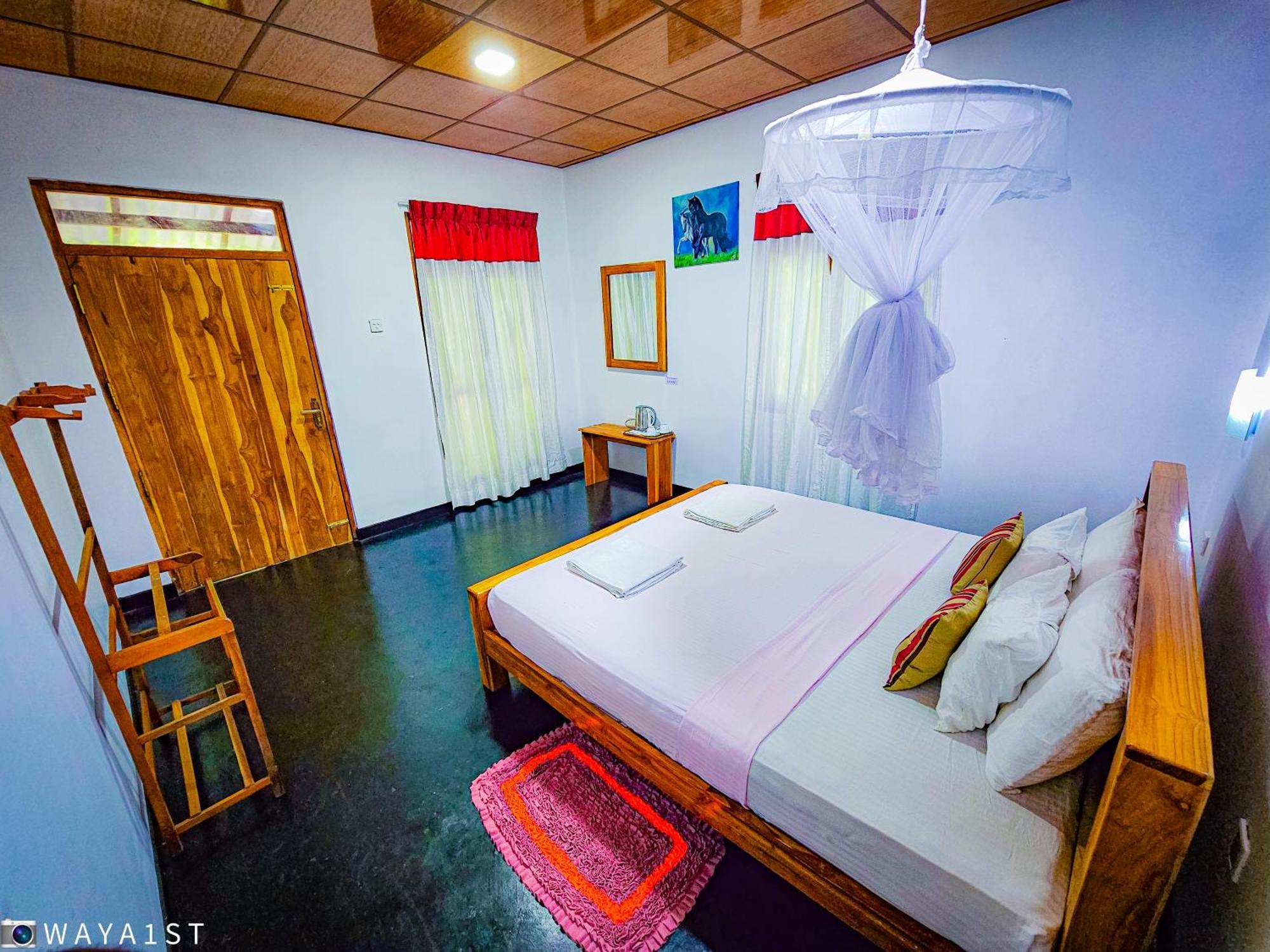 Bright Sun Safari Hotel อุดาวาลาเว ภายนอก รูปภาพ